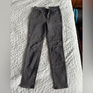 Madewell 10” High-rise Skinny Jeans in Black Frost Wash (Gray/Faded Black)